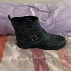 Black Floral Rainboots